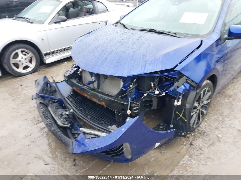 VIN 2T1BURHEXJC971600 2018 TOYOTA COROLLA SE