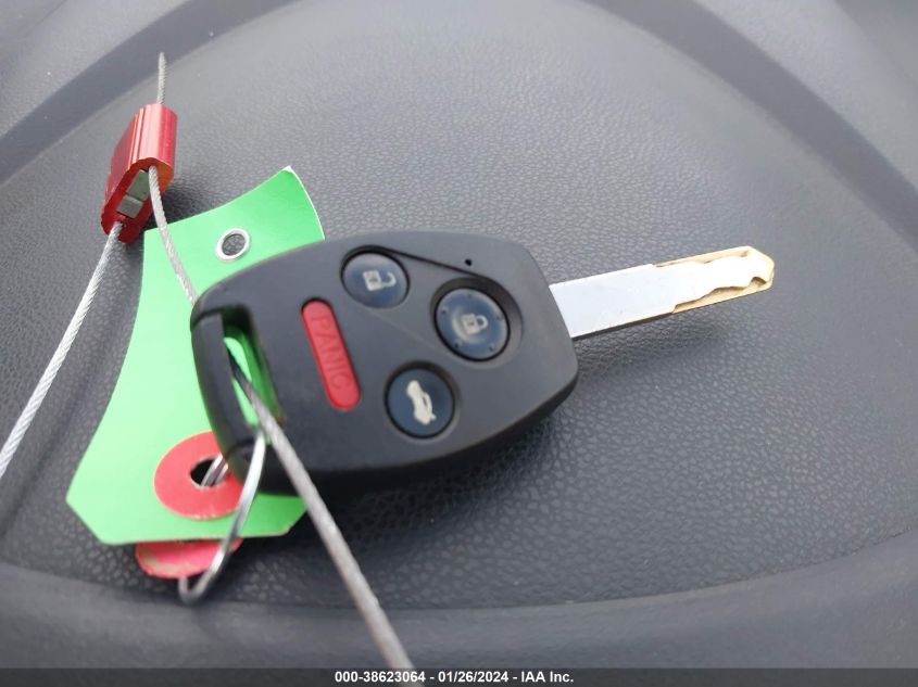 2013 HONDA FIT - JHMGE8H3XDC018764