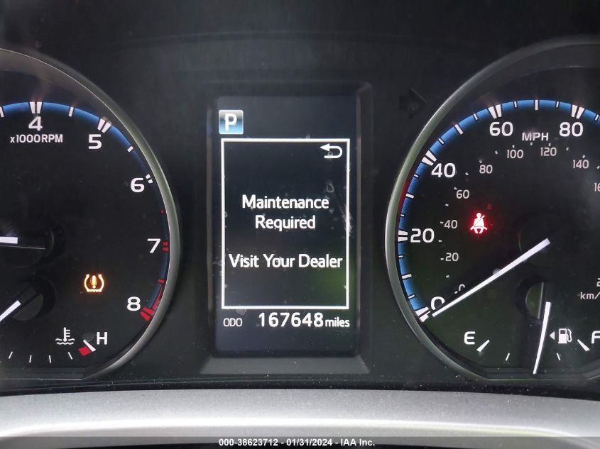 2017 TOYOTA RAV4 XLE - JTMRFREV5HJ137004