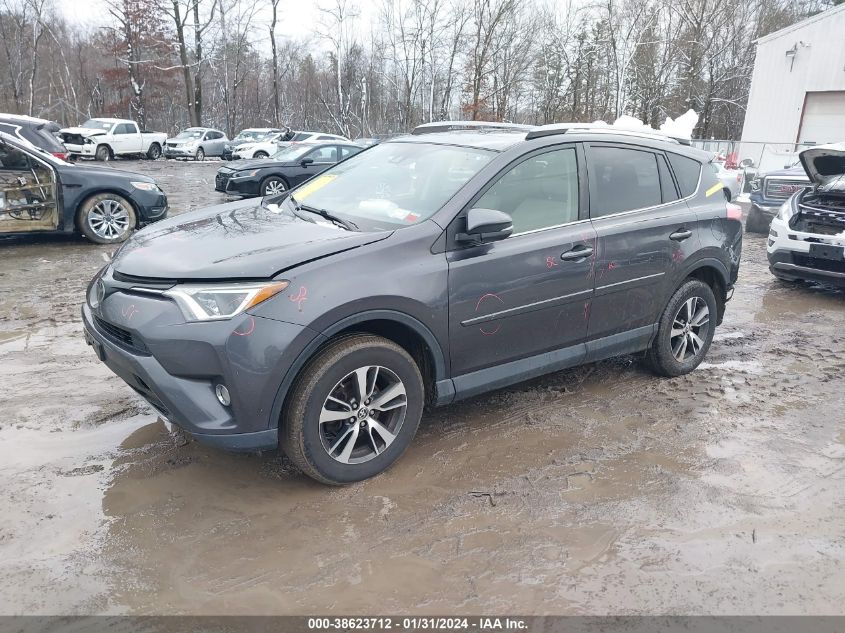 2017 TOYOTA RAV4 XLE - JTMRFREV5HJ137004