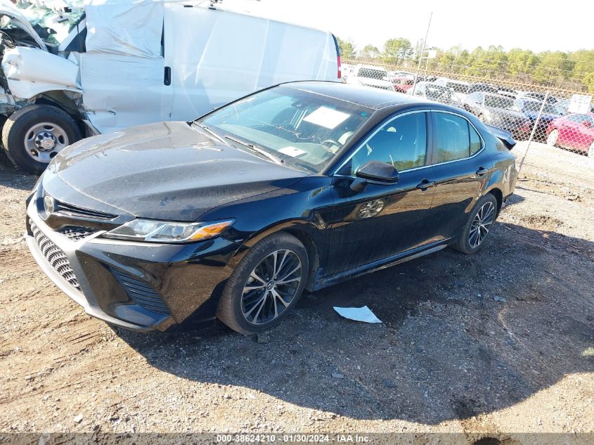 2018 TOYOTA CAMRY L/LE/XLE/SE/XSE - 4T1B11HK5JU147065