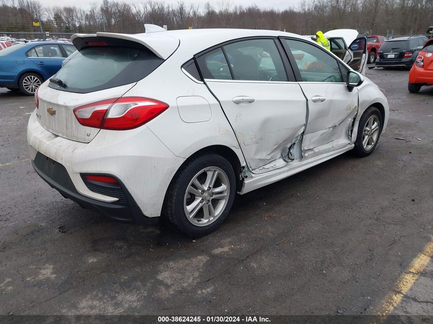 VIN 3G1BE6SM1JS588572 2018 CHEVROLET CRUZE LT