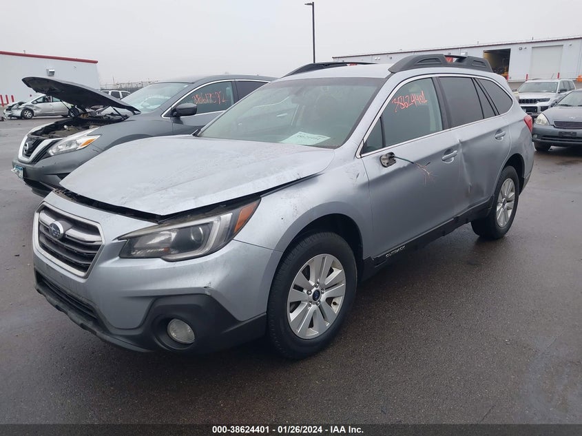 VIN 4S4BSAFC3J3369585 2018 SUBARU OUTBACK 2.5I PREMIUM