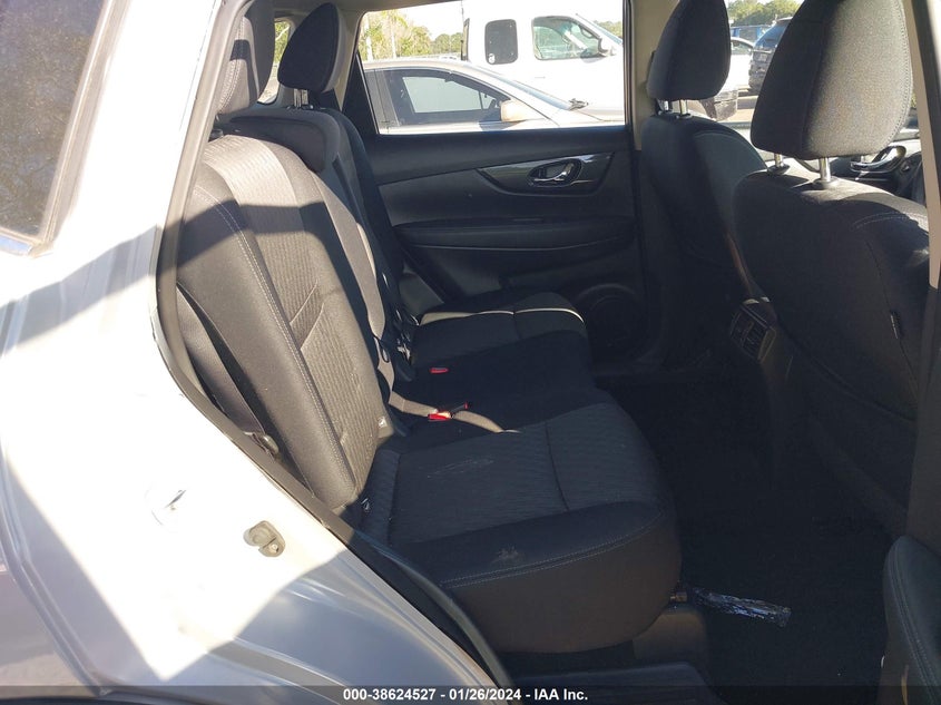 VIN KNMAT2MTXHP553365 2017 NISSAN ROGUE S
