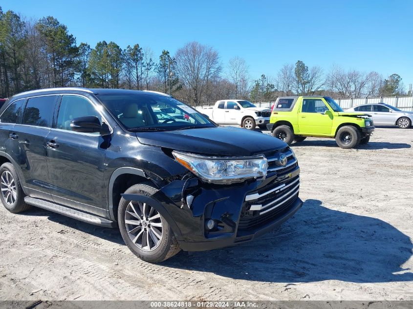 2019 TOYOTA HIGHLANDER XLE - 5TDKZRFH7KS555673