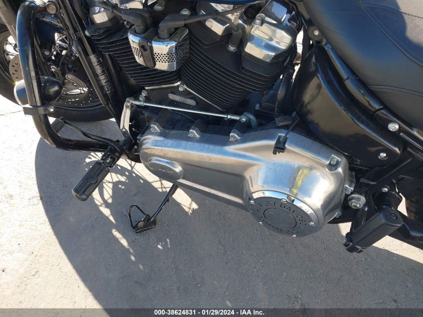 2019 HARLEY-DAVIDSON FLSL - 1HD1YDJ68KB034412