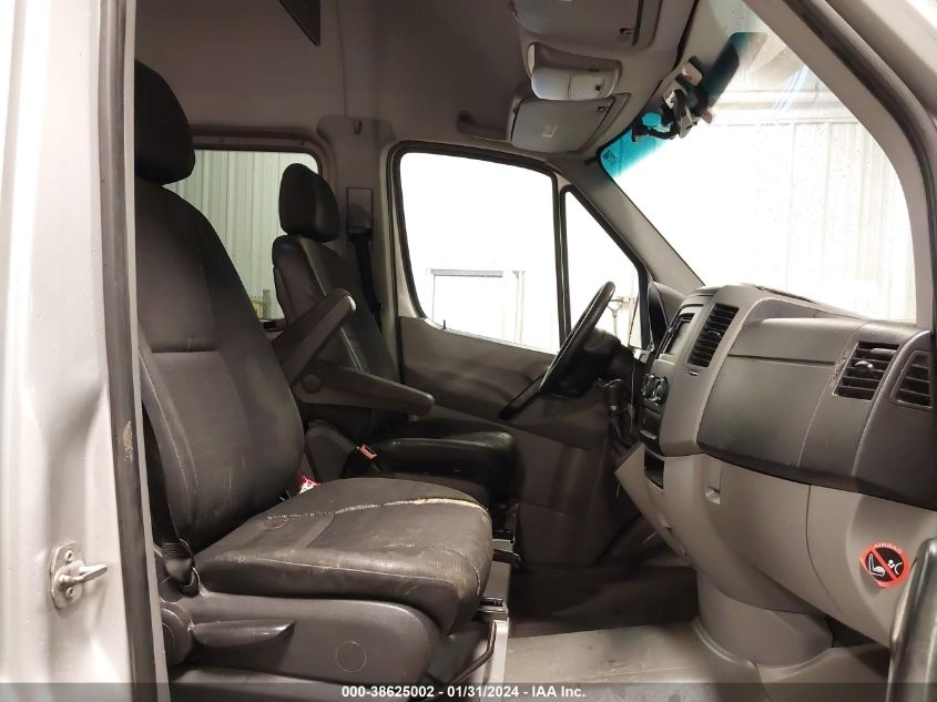 2014 MERCEDES-BENZ SPRINTER 2500 HIGH  ROOF - WDZPE8CC4E5906232