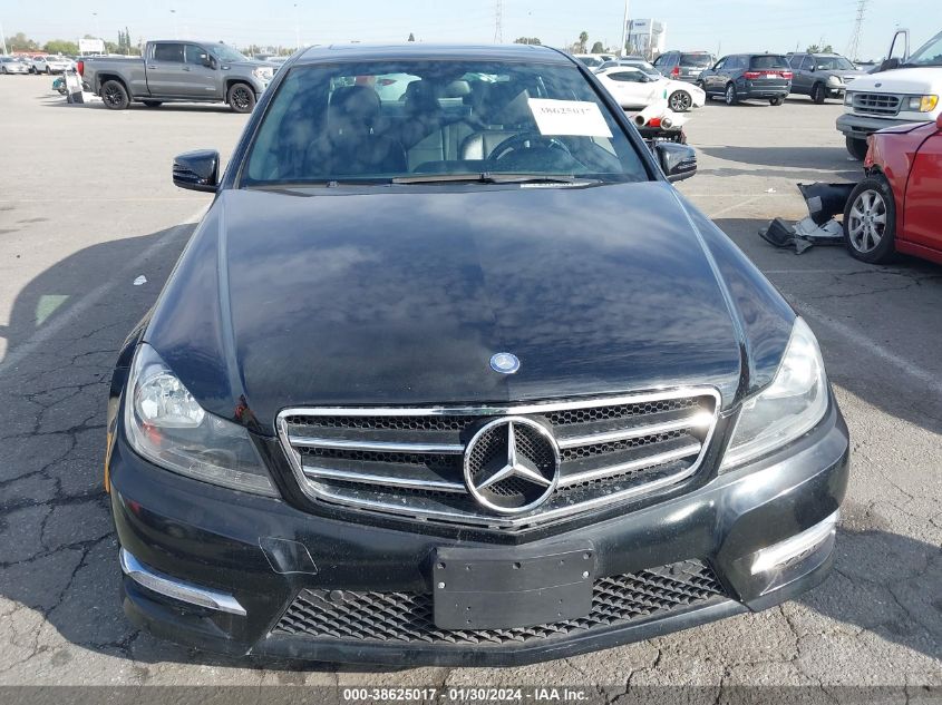 2013 MERCEDES-BENZ C 250 LUXURY/SPORT - WDDGF4HB4DR268213
