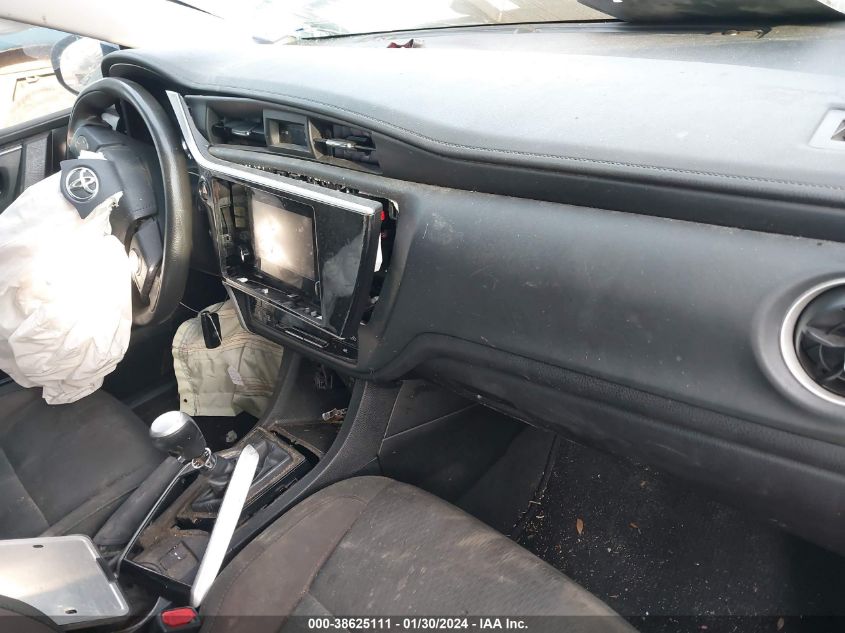 2019 TOYOTA COROLLA LE - 5YFBURHE4KP941395