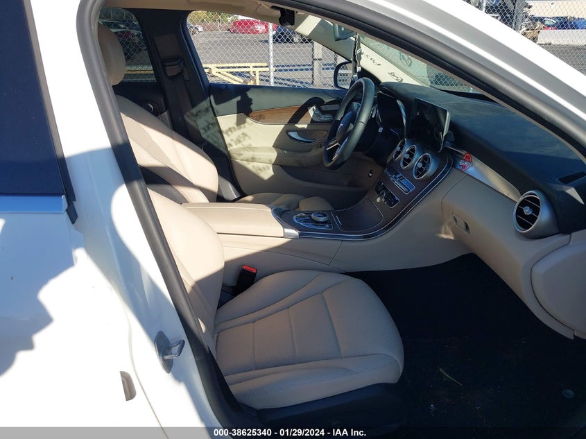 2021 MERCEDES-BENZ C 300 2.0L I-4 DI, DOHC, V(VIN: W1KWF8DB1MR613674