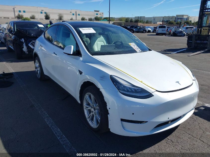 2021 TESLA MODEL Y LONG RANGE DUAL MOTOR ALL-WHEEL DRIVE - 5YJYGDEE7MF096470