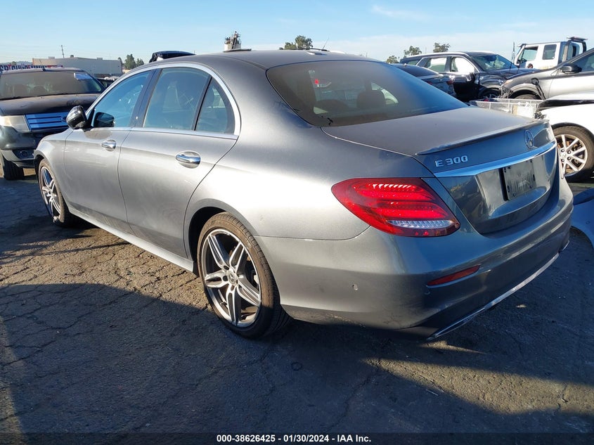 VIN WDDZF4JB2KA629789 2019 MERCEDES-BENZ E 300