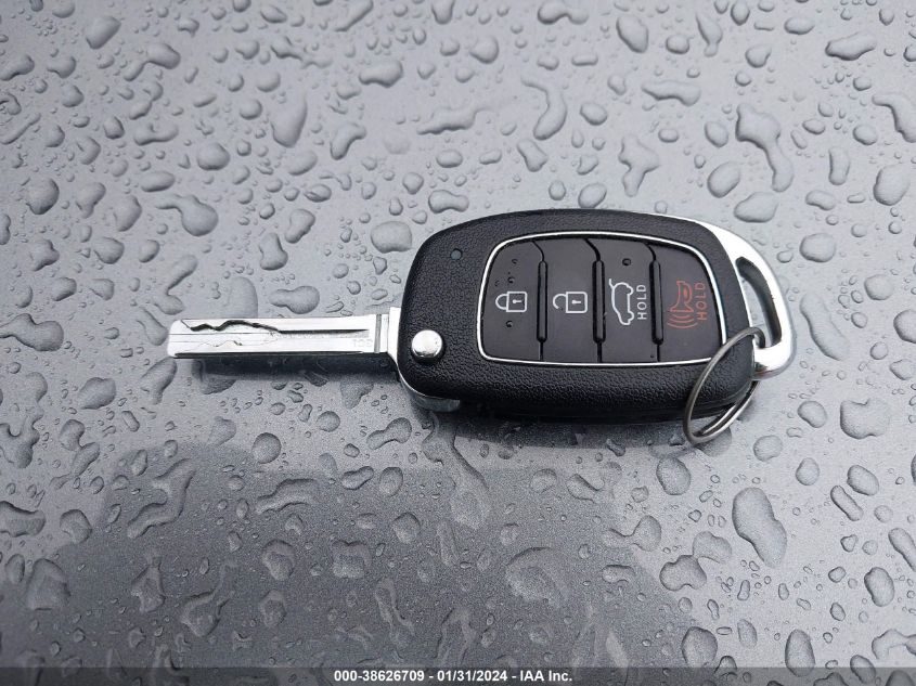 2017 HYUNDAI TUCSON SE - KM8J3CA45HU472290