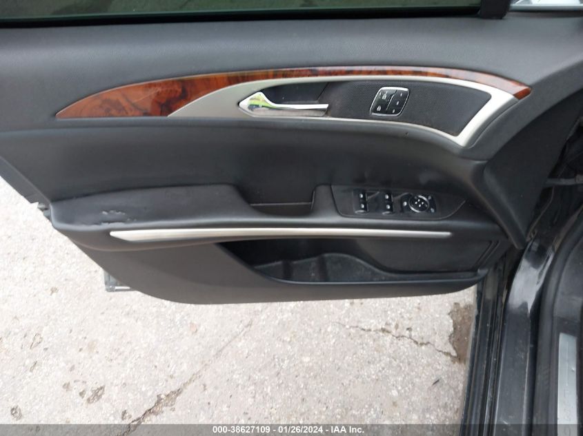 2014 LINCOLN MKZ HYBRID - 3LN6L2LU0ER800828