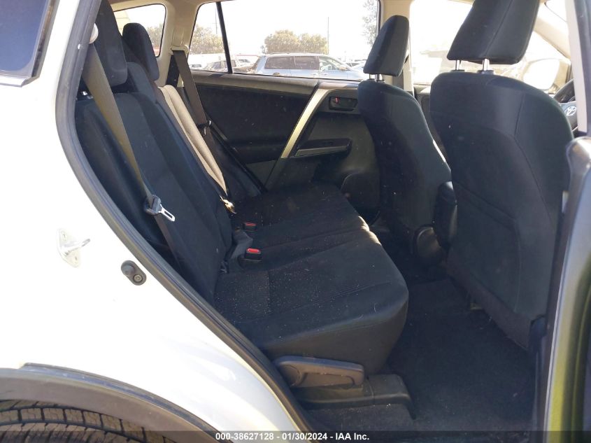 2018 TOYOTA RAV4 LE - JTMZFREV7JJ747640