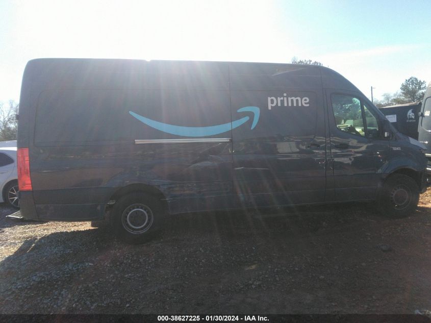 2019 MERCEDES-BENZ SPRINTER 2500 HIGH ROOF V6 - WD4PF1CD5KP118370
