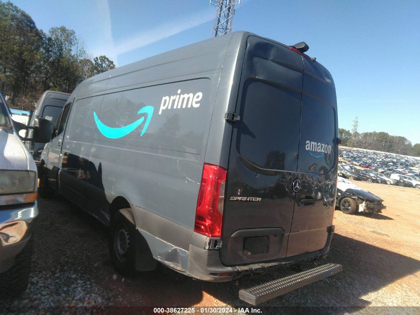 2019 MERCEDES-BENZ SPRINTER 2500 HIGH ROOF V6 - WD4PF1CD5KP118370