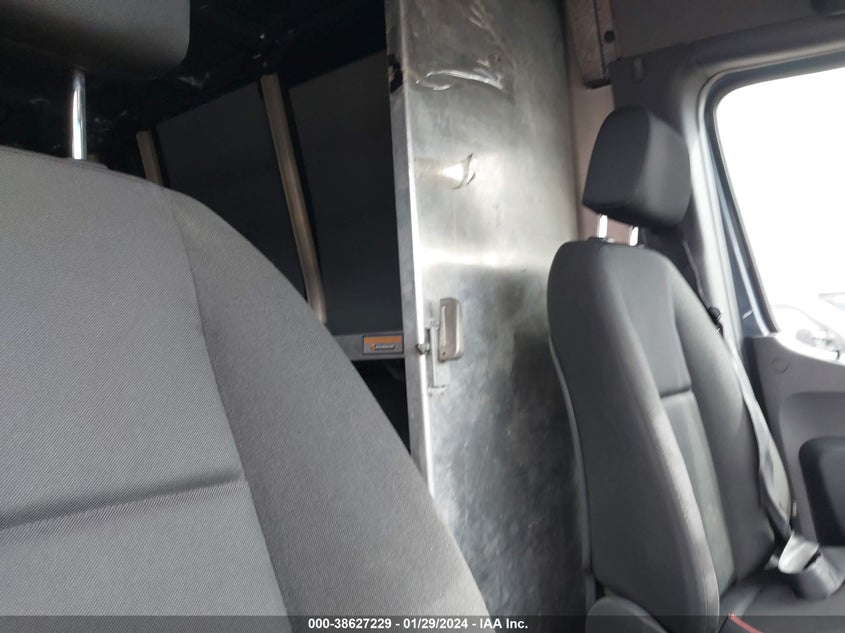 VIN WD4PF1CD1KP148045 2019 MERCEDES-BENZ SPRINTER 2500 HIGH ROOF V6