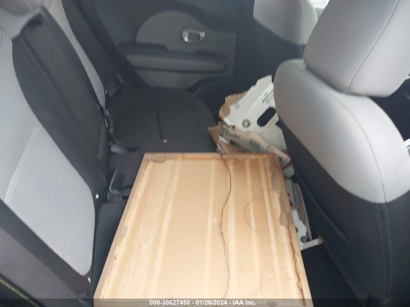2015 KIA SOUL + - KNDJP3A55F7149788