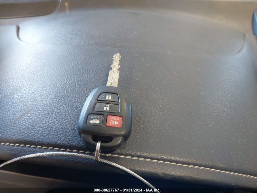 2016 TOYOTA CAMRY XLE - 4T4BF1FK1GR519388