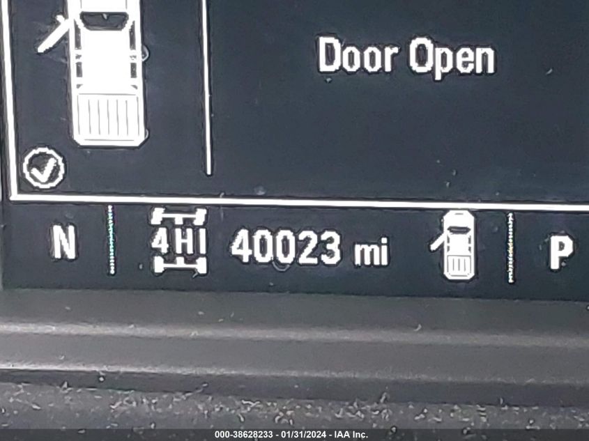 2021 CHEVROLET SILVERADO 1500 4WD DOUBLE CAB STANDARD BED CUSTOM - 1GCRYBEKXMZ310261