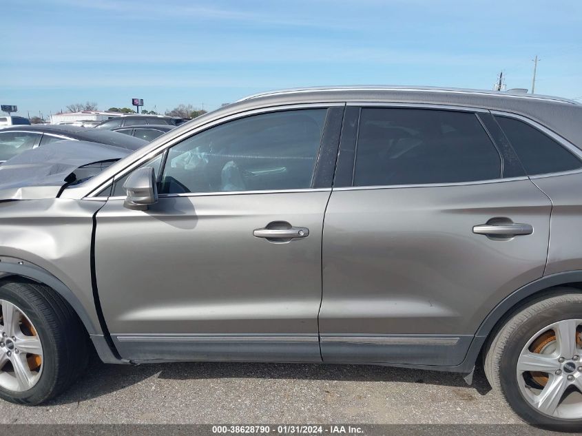 2017 LINCOLN MKC PREMIER - 5LMCJ1D92HUL71022