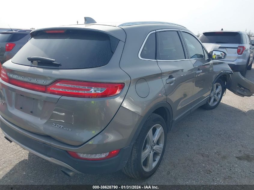 2017 LINCOLN MKC PREMIER - 5LMCJ1D92HUL71022