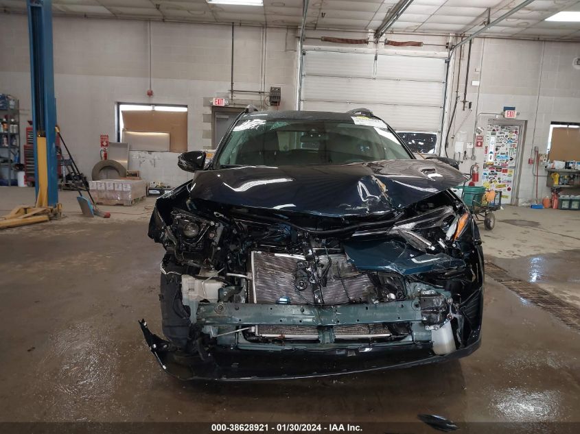 2018 TOYOTA RAV4 LE - JTMBFREV8JJ260996