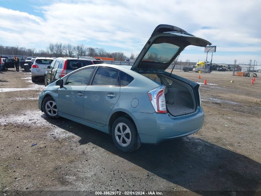 2015 TOYOTA PRIUS TWO - JTDKN3DU3F2003884