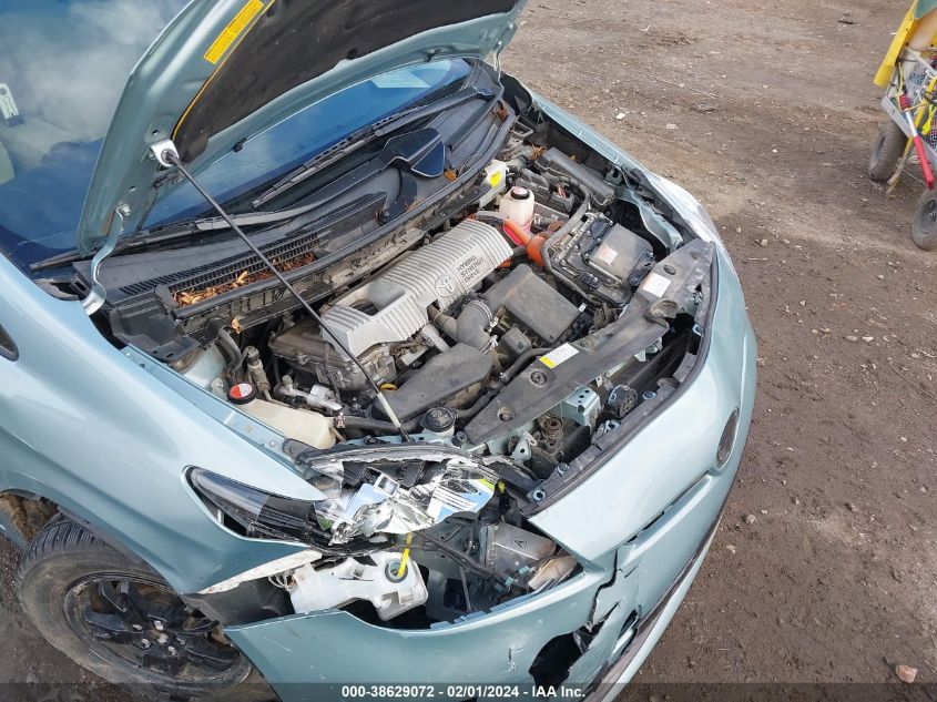 2015 TOYOTA PRIUS TWO - JTDKN3DU3F2003884