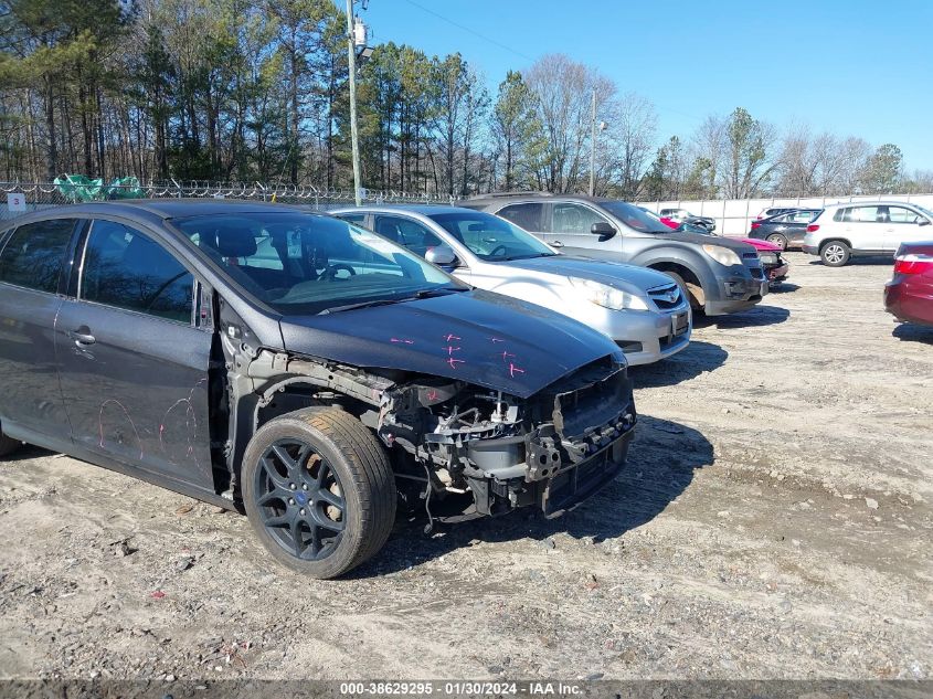 2016 FORD FOCUS SE - 1FADP3F23GL327885