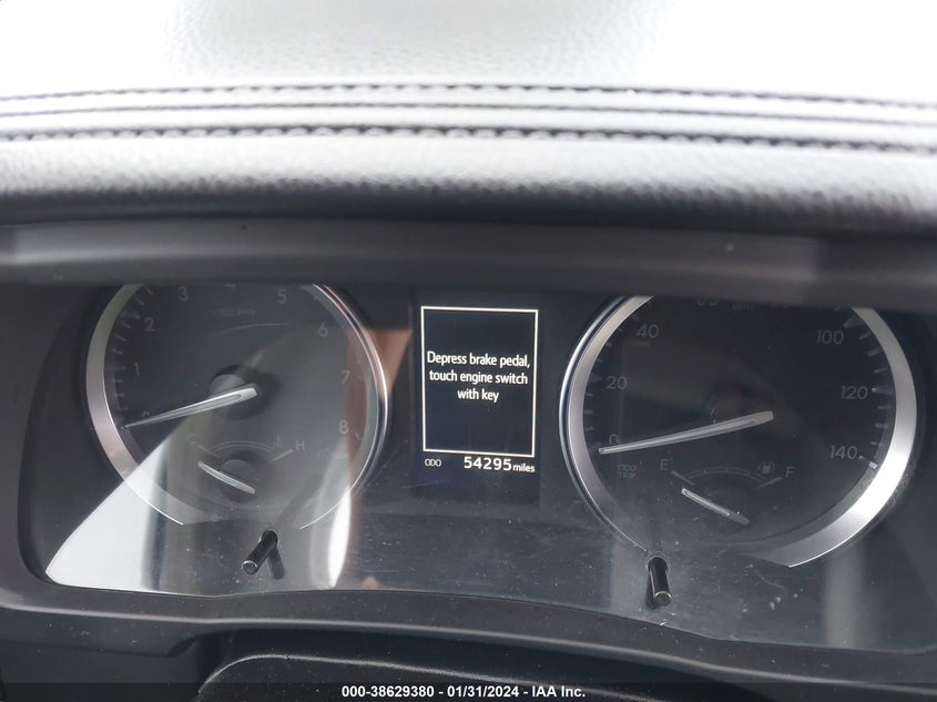 VIN 5TDJZRFH3JS885448 2018 TOYOTA HIGHLANDER SE/XLE