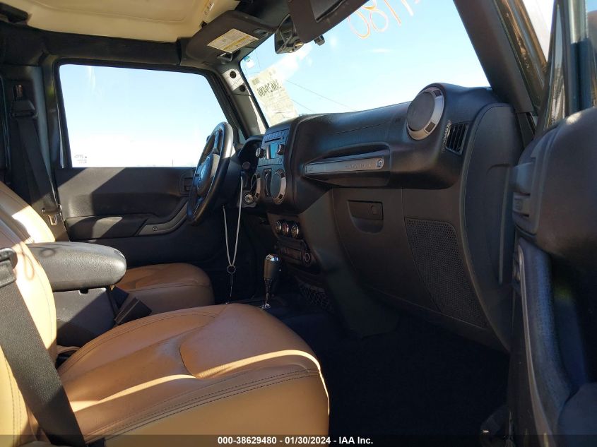 2015 JEEP WRANGLER UNLIMITED SPORT - 1C4BJWDGXFL749895