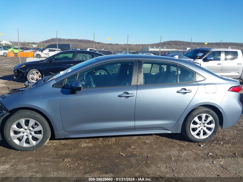 VIN 5YFEPMAE4MP169744 2021 TOYOTA COROLLA LE