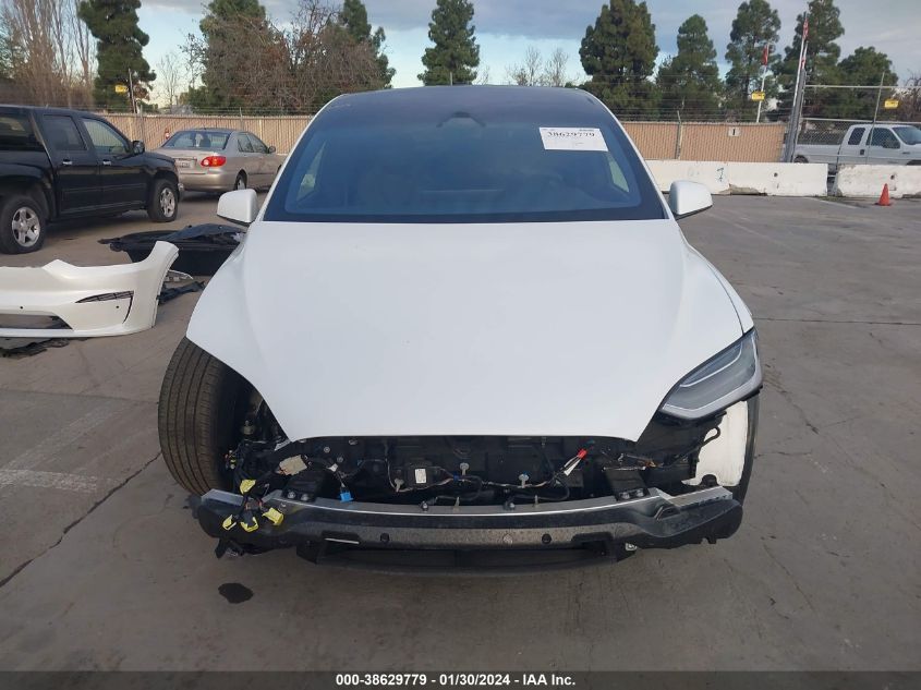 2022 TESLA MODEL X - 7SAXCBE60NF339321