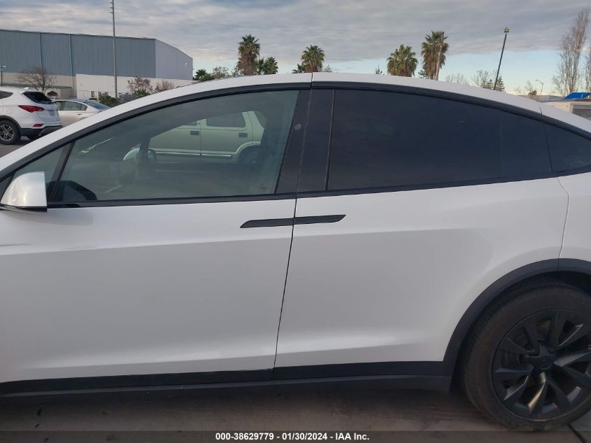 2022 TESLA MODEL X - 7SAXCBE60NF339321
