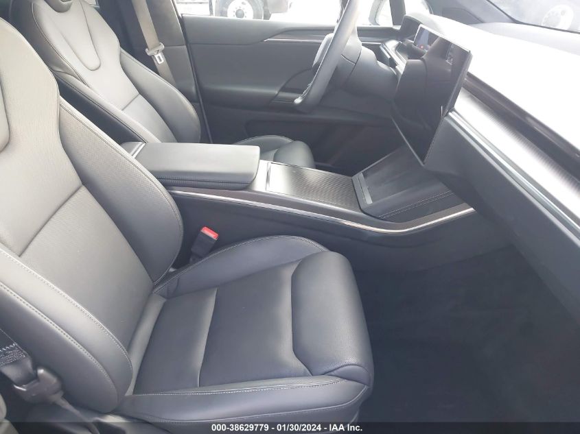2022 TESLA MODEL X - 7SAXCBE60NF339321