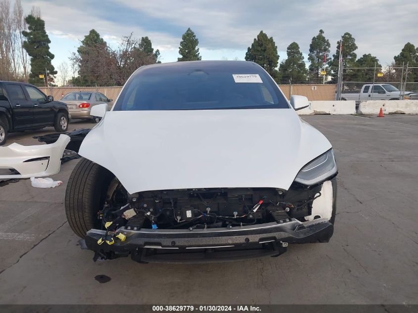 2022 TESLA MODEL X - 7SAXCBE60NF339321