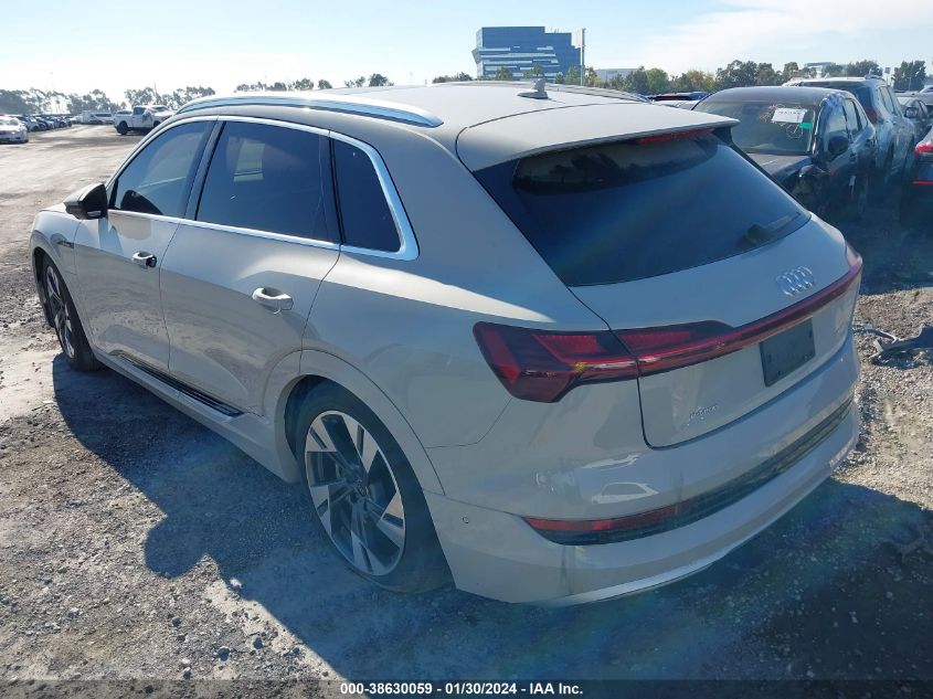 2022 AUDI E-TRON PREMIUM PLUS QUATTRO - WA1LAAGE5NB025922
