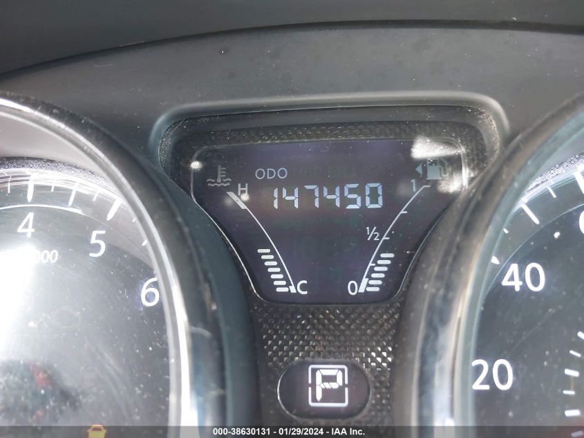 2018 NISSAN VERSA 1.6 SV - 3N1CN7AP0JL800985