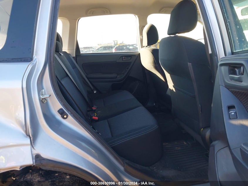 VIN JF2SJABCXJH485271 2018 SUBARU FORESTER 2.5I