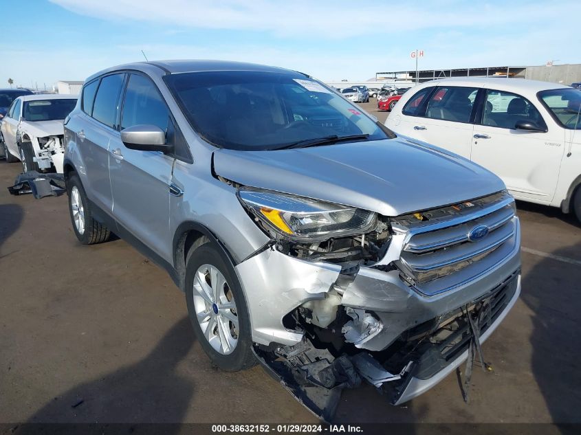 2017 FORD ESCAPE SE - 1FMCU9GD4HUC38724