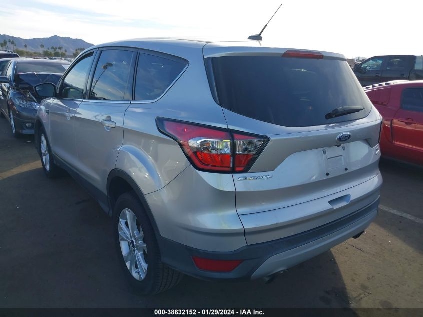 2017 FORD ESCAPE SE - 1FMCU9GD4HUC38724