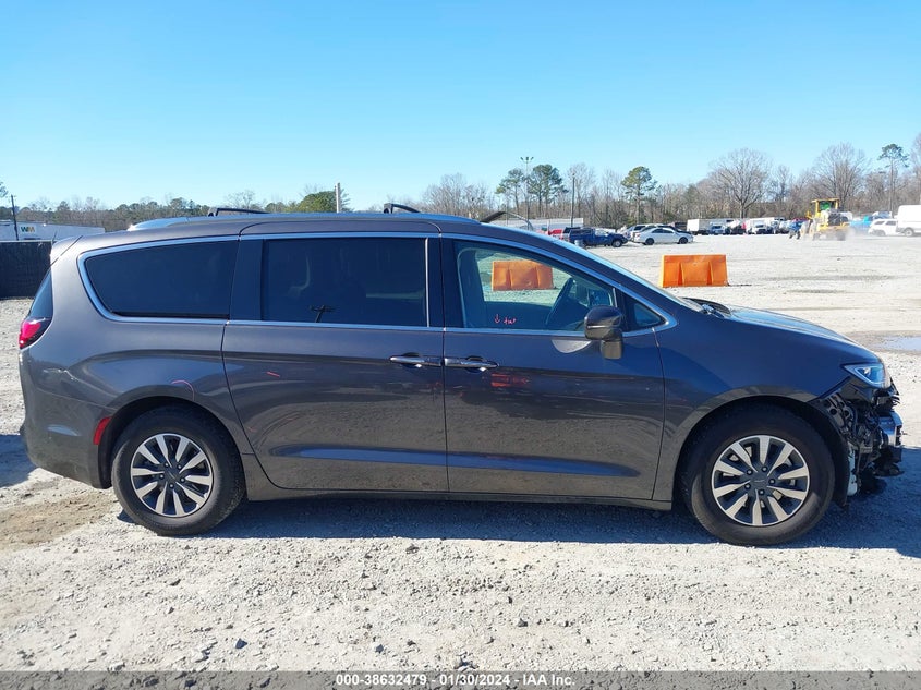 VIN 2C4RC1L77MR605884 2021 CHRYSLER PACIFICA HYBRID TOURING L
