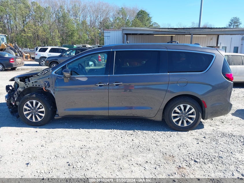 VIN 2C4RC1L77MR605884 2021 CHRYSLER PACIFICA HYBRID TOURING L