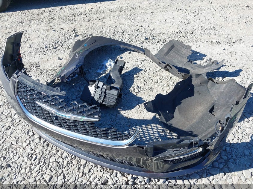 VIN 2C4RC1L77MR605884 2021 CHRYSLER PACIFICA HYBRID TOURING L