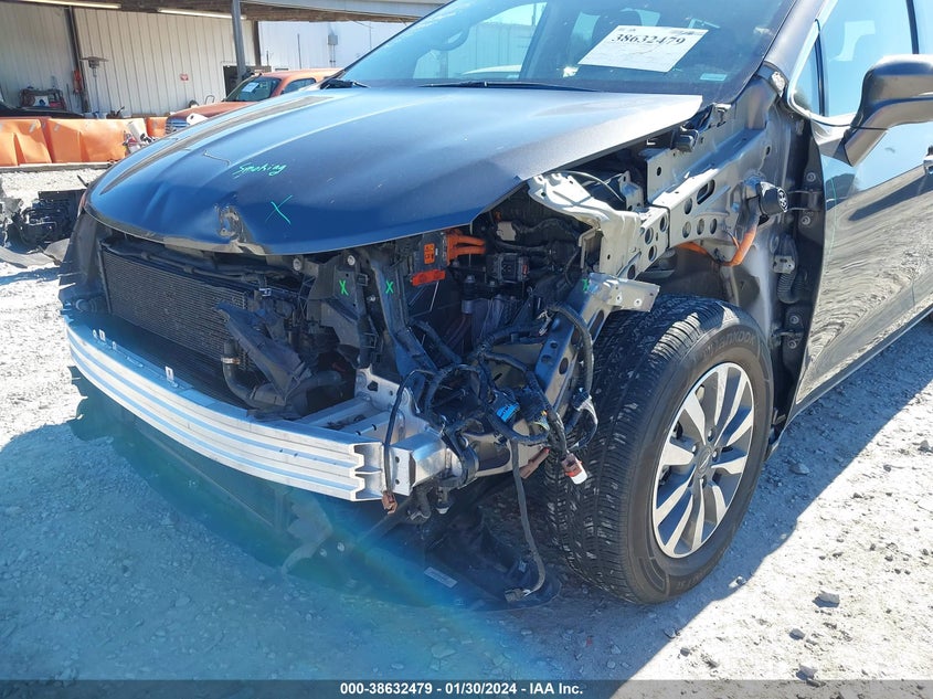 VIN 2C4RC1L77MR605884 2021 CHRYSLER PACIFICA HYBRID TOURING L
