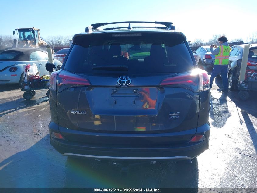 2018 TOYOTA RAV4 XLE - JTMRFREV8JJ261094