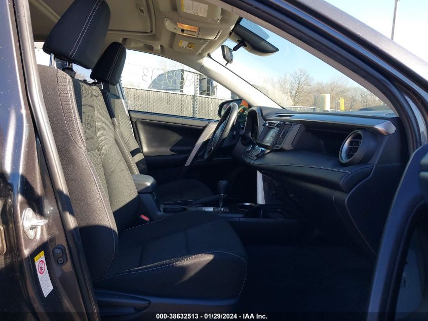 2018 TOYOTA RAV4 XLE - JTMRFREV8JJ261094