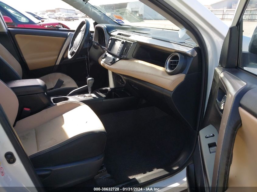 2018 TOYOTA RAV4 XLE - JTMWFREVXJJ202017